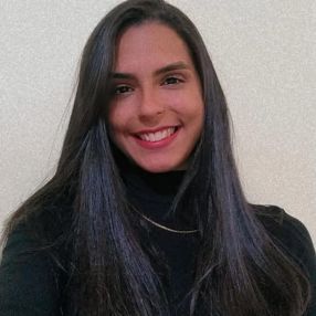 Aline, Babá em Rio Negrinho