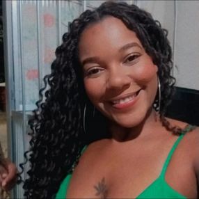 Stefani, Babá em Vassouras