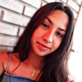Cintia, Babá em Capão do Leão