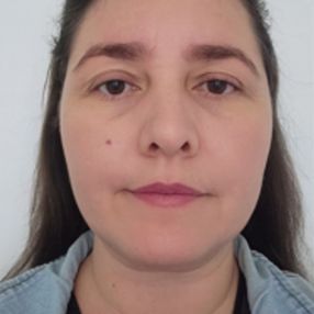 Dora, Babá em Joinville