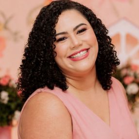 Amanda, Babá em Cabedelo