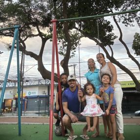 Cintia de Fátima, Família em Contagem