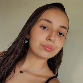 Clara, Babá em Paraíba do Sul