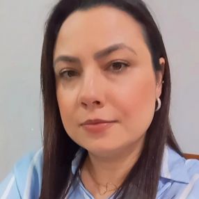 Camila, Babá em Umuarama