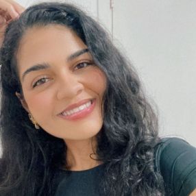 Maria Gabriele, Babysitter in São José dos Campos