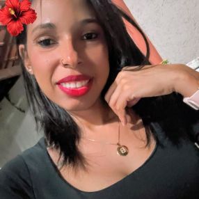 Bruna, Babá em Montes Claros