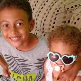Pris, Família em Suzano