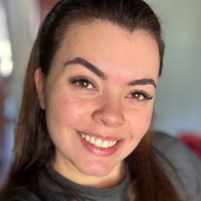 Nicole Toledo, Família em Portão