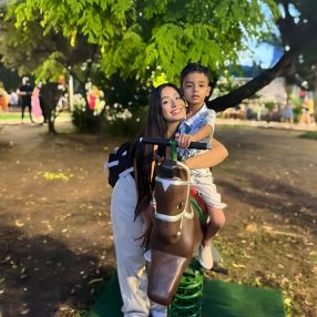 Luana, Família em Guarulhos