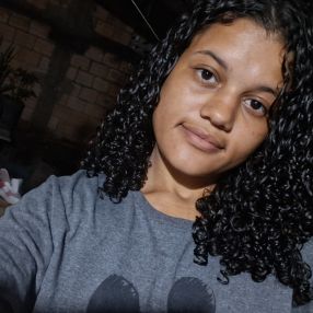Elaine, Babá em Ouro Preto do Oeste
