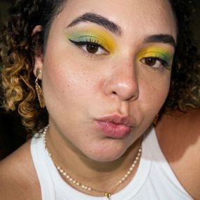 CLAUDIA, Babá em Caxias