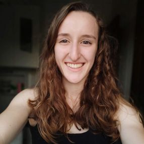 Bruna, Babysitter in Jaraguá do Sul