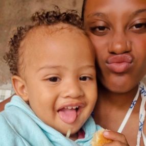 Larissa, Família em Pará de Minas