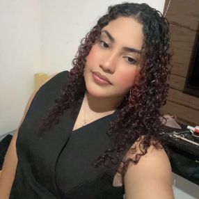 Yasmim, Babá em Três Marias