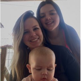 Eliane, Família em Arroio do Sal