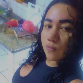 Janaina, Babá em Várzea Grande