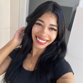 Emilli, Babá em Alagoinhas