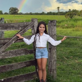Camila, Família em Cáceres