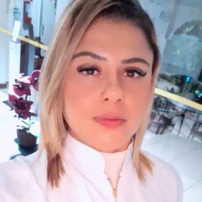 ADELIA, Babysitter in Porto Seguro