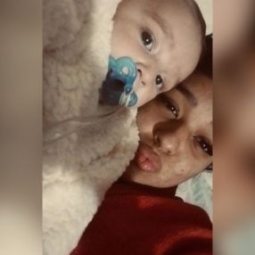 Vanessa, Família em Três Coroas