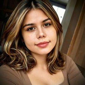 Tatiane, Babá em Mandirituba