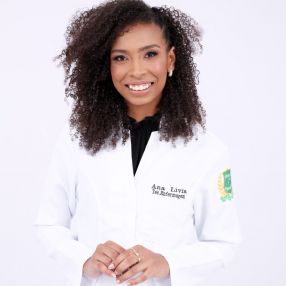Ana livia, Babá em Montes Claros