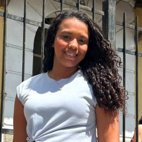 Stephany, Babá em Guarabira