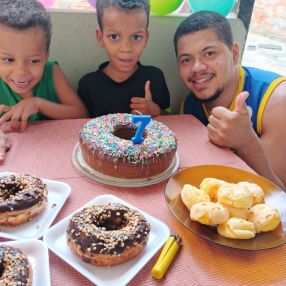 Maicon, Família em Betim