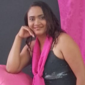 Suellem, Babá em Mesquita
