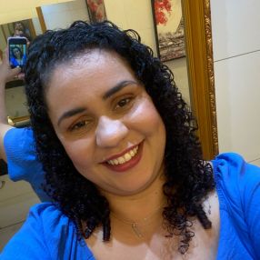 Suelen, Babá em Canitar