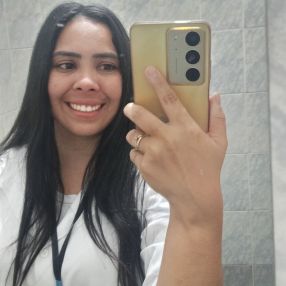 Leticia, Babysitter in Contagem