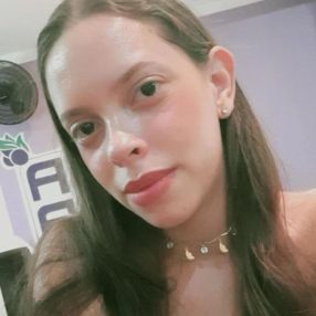 Samira Amélia dos Santos, Babá em Almenara