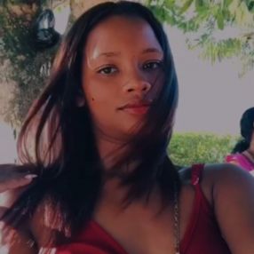 Rosellayne, Babá em Pilar