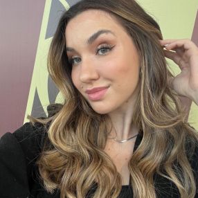 Iana, Babá em Camboriú