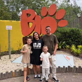 Raysna, Family in Iguaba Grande