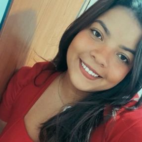 Lais, Babá em Aparecida de Goiânia