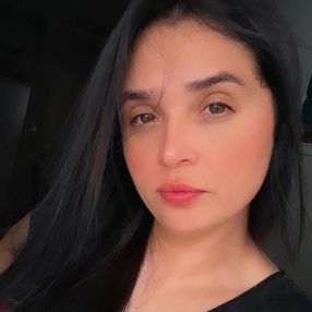 Francine, Babysitter in São José