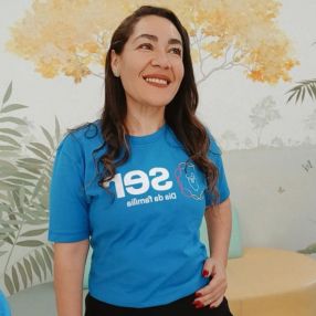 Mônica, Babá em Fortaleza