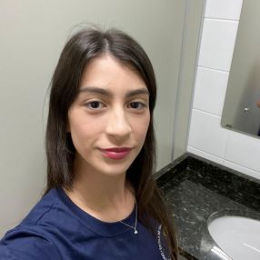 Giovana, Babá em Camaquã