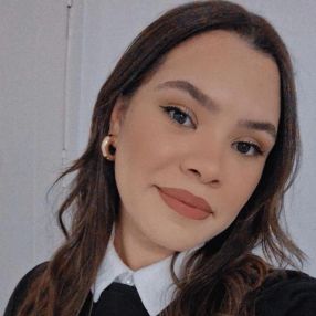 Ester, Babá em Canoas