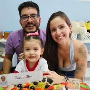 Bruna, Família em Belém