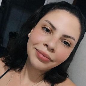 Sabrina, Babá em Santana do Paraíso