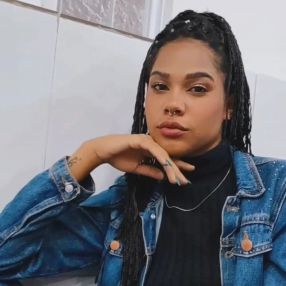 Erika, Babá em Esperança