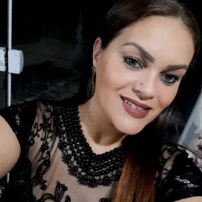 Joicy, Babysitter in Joinville