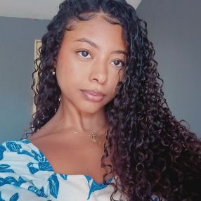 Ana Júlia, Babá em Morro Agudo