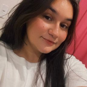 Laryssa, Babá em Morro da Fumaça