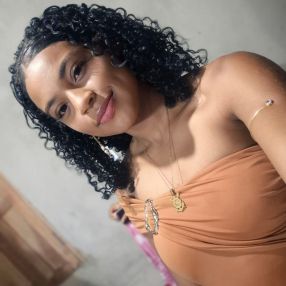 Carine, Babá em Serrinha