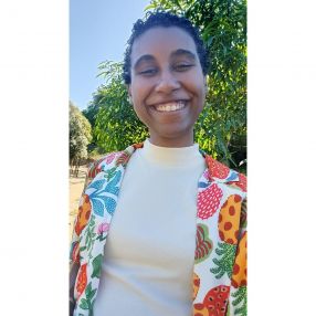 Mariane, Babá em Rio Bonito