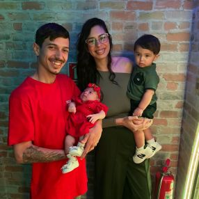 Evelyn, Família em Brasília