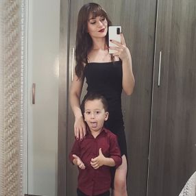 Larissa, Família em Pederneiras